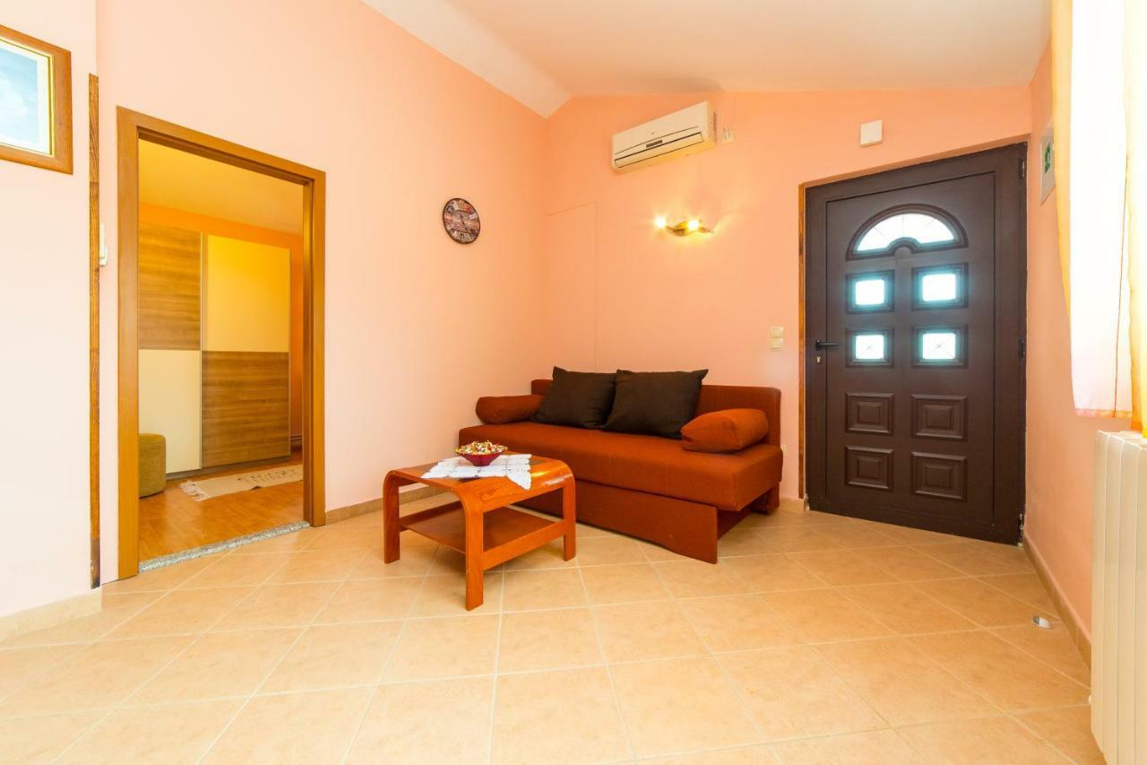 Holiday Home Ana Labin  Esterno foto